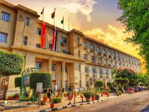«الهجرة والذكاء الاصطناعي».. جامعة القاهرة تستعد للحفل الختامي لنموذج المنظمة الدولية للهجرة 2 مدخل كلية الاقتصاد والعلوم السياسية جامعة القاهرة تستعد للحفل الختامي «الهجرة والذكاء الاصطناعي».. جامعة القاهرة تستعد للحفل الختامي لنموذج المنظمة الدولية للهجرة موقع في الجامعة