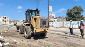متحدث الوزراء: مدبولي وجه بإزالة القمامة من محيط المدارس