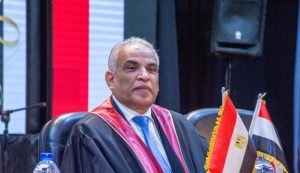 رئيس جامعة طنطا يشهد حفل تخرج