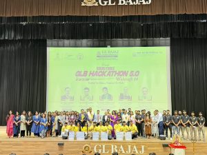 092f5a6e b188 4642 a83c 919db4bf534a المكتب الثقافي المصري بنيودلهي مسؤولة المكتب الثقافي المصري بنيودلهي تشارك في مسابقة تكنولوجية بالهند موقع في الجامعة