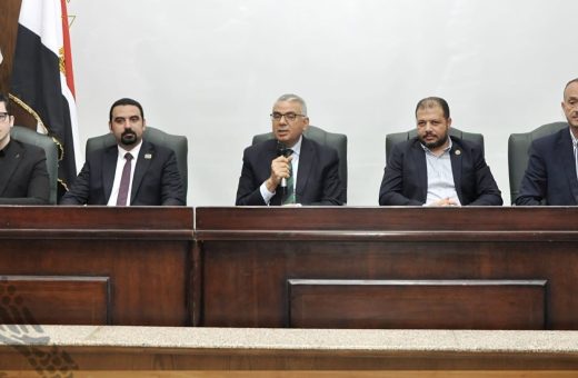 10778648 9edf 4a67 a5f3 fcf5fdde8626 رئيس جامعة بورسعيد لطلاب تجارة عين شمس.. كل ما تريد معرفته عن شهادة CMA موقع في الجامعة