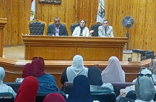 همت أبو كيلة تتحرك لضبط الأداء بالمدارس التجريبية.. ماذا وجهت للمسؤولين؟