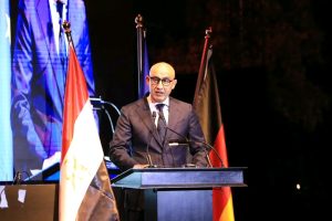 وزير التربية والتعليم محمد عبد اللطيف