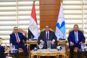 1792584193085 رؤساء جامعات كفر الشيخ والمنصورة الجديدة والدلتا رؤساء جامعات كفر الشيخ والمنصورة الجديدة والدلتا يبحثون توقيع بروتوكول تعاون مشترك موقع في الجامعة