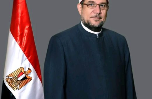 وزير الأوقاف الأسبق: تحسين دخول أعضاء هيئة التدريس يدعم البحث العلمي
