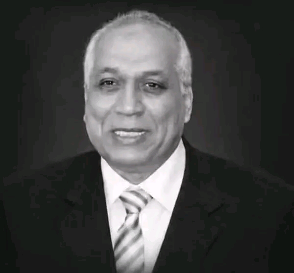 رئيس جامعة الزقازيق ينعي جمال نوارة أمين عام مجلس الجامعات الخاصة الأسبق