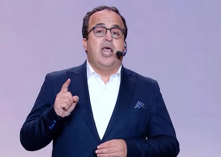 إبراهيم العسال، أستاذ التاريخ والحضارة