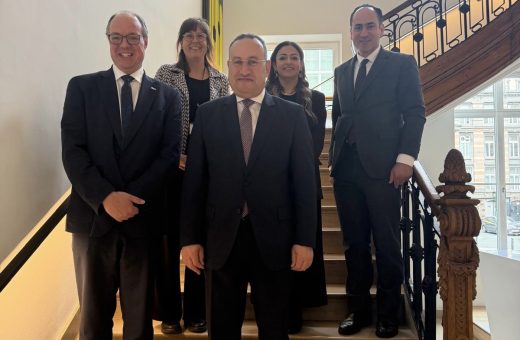 4849863c b324 4f4c 807a d1b8f872eb63 جامعة المنصورة وزير التعليم العالي يبحث مع مؤسسة بلجيكية تعزيز تمويل الأبحاث التطبيقية موقع في الجامعة