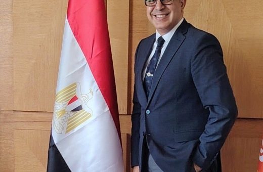د. محمود أحمد فراج، متخصص فى الاقتصاد الإفريقى
