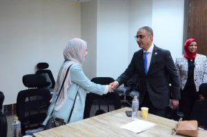 محافظ الجيزة يحاضر بدبلومة طب الكوارث بقصر العيني حول إدارة الأزمات والحوادث الكبرى 3 5e565e6d 2a42 4850 9107 395421a66729 محافظ الجيزة يحاضر بدبلومة طب الكوارث محافظ الجيزة يحاضر بدبلومة طب الكوارث بقصر العيني حول إدارة الأزمات والحوادث الكبرى موقع في الجامعة