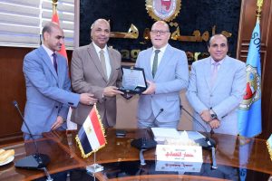 FB IMG 1791028392680 جامعة سوهاج تعلن ترتيب 14 كلية في مسابقة خدمة المجتمع من الطب البشري إلى الحاسبات.. جامعة سوهاج تعلن ترتيب 14 كلية في مسابقة خدمة المجتمع موقع في الجامعة