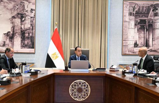 تحويل 250 مدرسة للتكنولوجيا التطبيقية بالشراكة مع القطاع الخاص