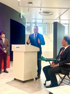 FB IMG 1791283411476 قنصوة يبحث شراكات بحثية جديدة مع أكبر مؤسسة بحثية قنصوة يبحث شراكات بحثية جديدة مع أكبر مؤسسة بحثية عامة في اليابان.. منح للباحثين ومشروعات مشتركة موقع في الجامعة