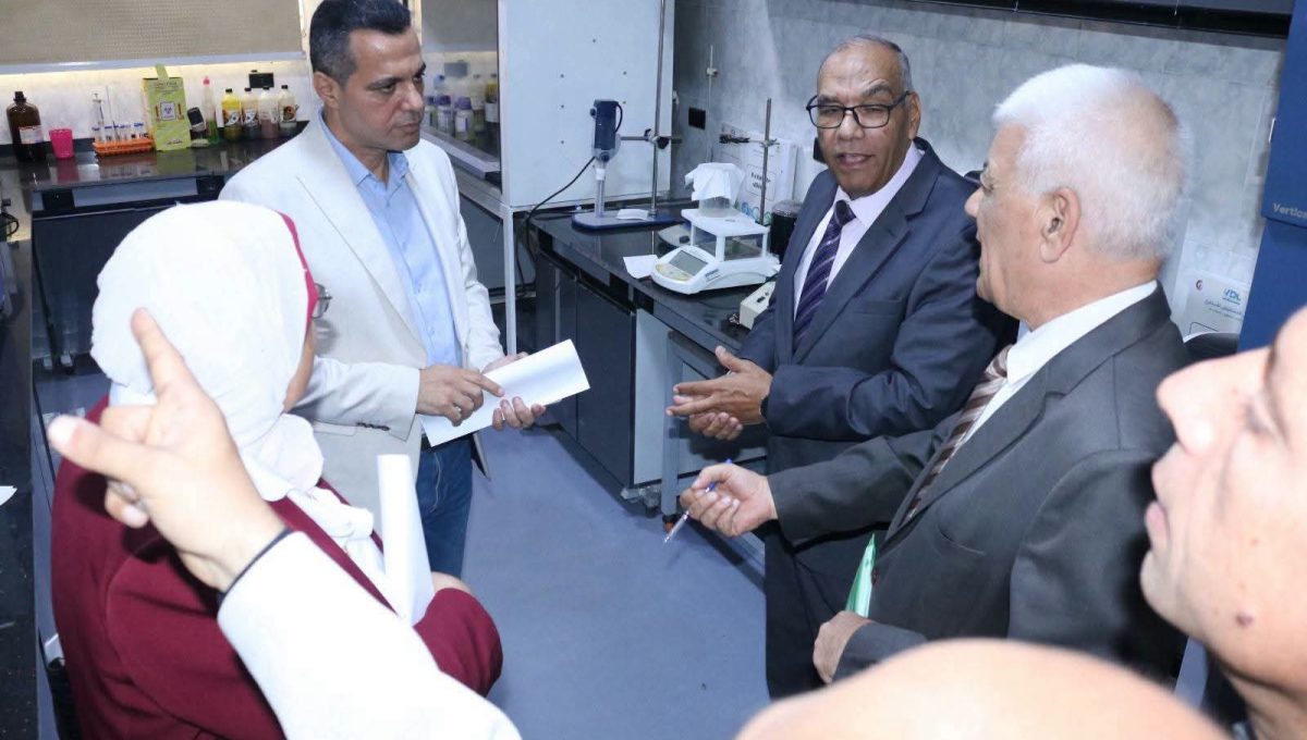 طب بيطري بنها تستعرض إمكاناتها أمام لجنة البورد المصري