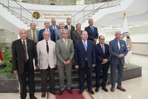 بحضور المحافظ.. جامعة أسيوط الأهلية تبحث استكمال منشآتها التعليمية وتطوير برامجها 2 جامعة أسيوط الأهلية تبحث استكمال منشآتها التعليمية