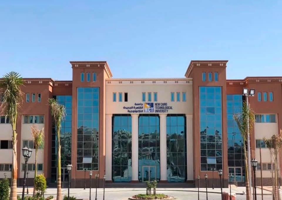 FB IMG 1791984302476 جامعة القاهرة الجديدة التكنولوجية تفتح باب القبول جامعة القاهرة الجديدة التكنولوجية تفتح باب القبول ببرنامج تكنولوجيا سلامة الأغذية والأنظمة الذكية موقع في الجامعة