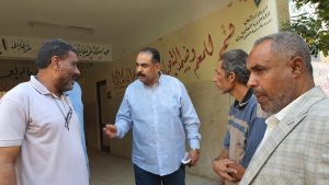 إحالة مدير مدرسة للتحقيق خلال جولة مفاجئة بتعليم الأقصر