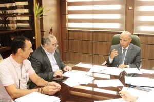 FB IMG 1792319774972 جامعة أسيوط تناقش آليات دعم العاملين في الحالات جامعة أسيوط تناقش آليات دعم العاملين في الحالات المرضية والاجتماعية الطارئة موقع في الجامعة