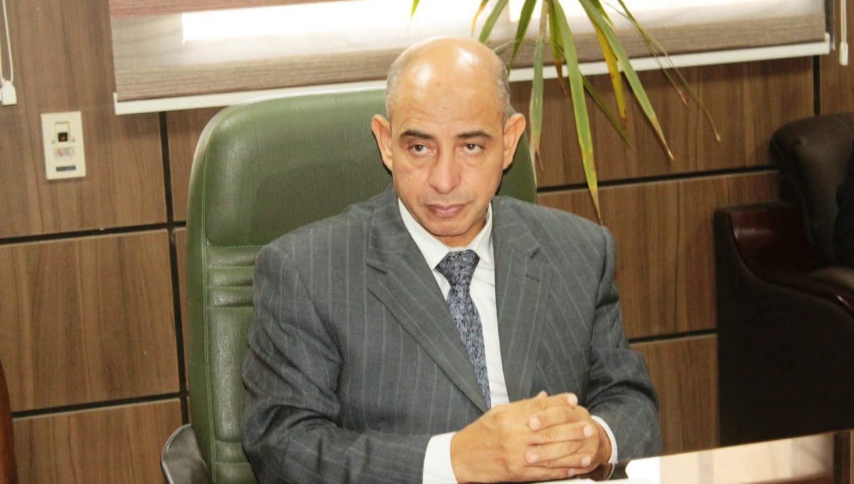 جامعة أسيوط تناقش آليات دعم العاملين في الحالات المرضية