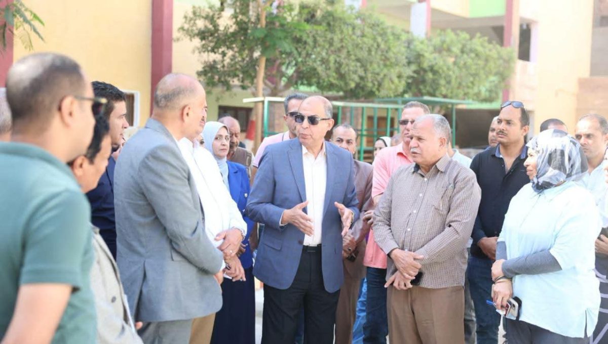 FB IMG 1792327994263 محافظ المنيا يوجه باستغلال المباني غير المستغلة محافظ المنيا يوجه باستغلال المباني غير المستغلة وزيادة الفصول الدراسية بمدرسة سمالوط موقع في الجامعة