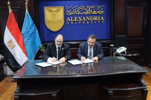 جامعة الإسكندرية توقّع مذكرة تفاهم مع جامعة أمريكية لتعزيز التعاون الأكاديمي والبحثي وتبادل الخبرات 2 جامعة الإسكندرية توقّع مذكرة تفاهم مع جامعة أمريكية