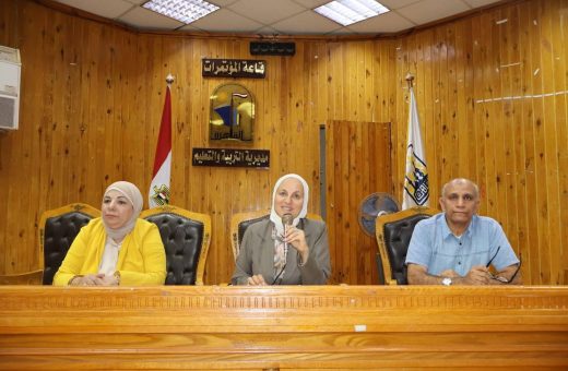 تعليم القاهرة تؤكد ضرورة فحص الوجبات المدرسية 