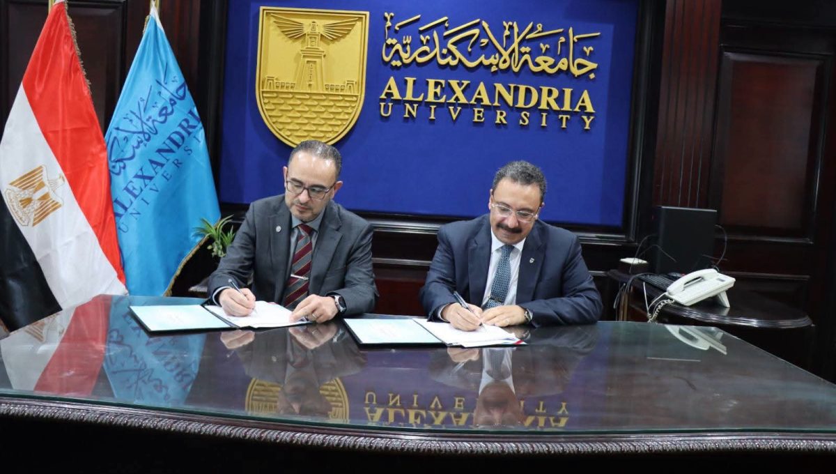 جامعة الإسكندرية تفتح لطلابها فرصًا دولية جديدة 