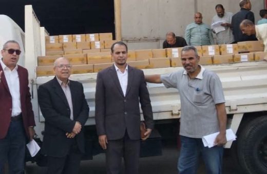 FB IMG 1792513480955 ممنوعات داخل اللجنة توزيع 14003 أجهزة تابلت على طلاب الصف الأول الثانوي بالفيوم موقع في الجامعة