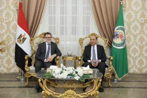 FB IMG 1792671320981 تفاصيل مشروع مسارات لتمكين الفتيات في المنيا من المدارس إلى الوحدات الصحية.. تفاصيل مشروع «مسارات» لتمكين الفتيات في المنيا موقع في الجامعة