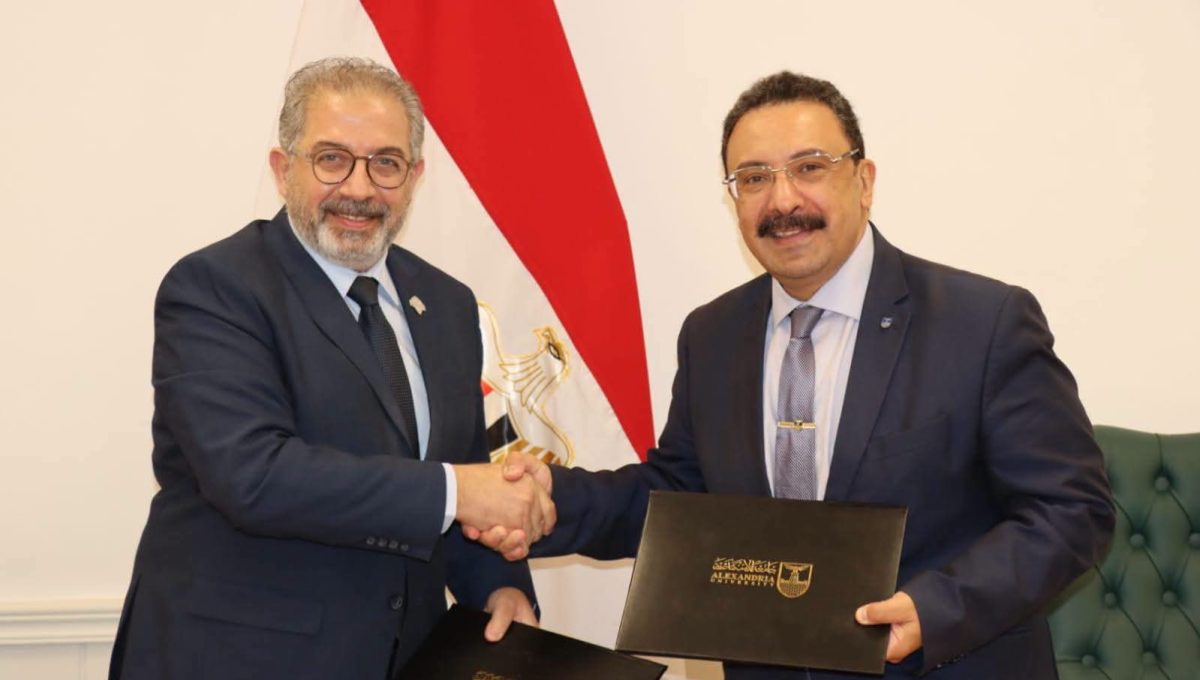 FB IMG 1792846752716 جامعة الإسكندرية توسع خدماتها العلاجية جامعة الإسكندرية توسع خدماتها العلاجية باتفاق جديد مع التأمين الصحي الشامل موقع في الجامعة