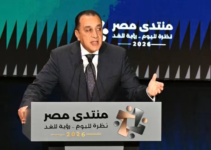 مدبولي يعلن الجدول الزمني ومزايا الرخصة المهنية للمعلمين