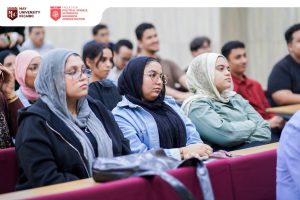 FB IMG 1793113014386 جامعة مايو بالقاهرة جامعة مايو بالقاهرة تنظم ندوة لتعريف الطلاب بمهارات بناء العلامة الشخصية والتطوير المهني| صور موقع في الجامعة
