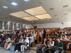 ندوة بجامعة قناة السويس تكشف للطلاب فرص سوق العمل