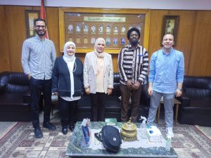 ألسن عين شمس وجامعة دار السلام تبحثان دعم تعليم اللغة السواحيلية