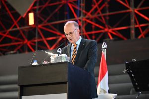 IMG 20261003 WA0091 رئيس جامعة أولم رئيس جامعة أولم: رؤية أشرف منصور وراء تطور «GIU» وترسيخ مكانتها في وقت قياسي موقع في الجامعة