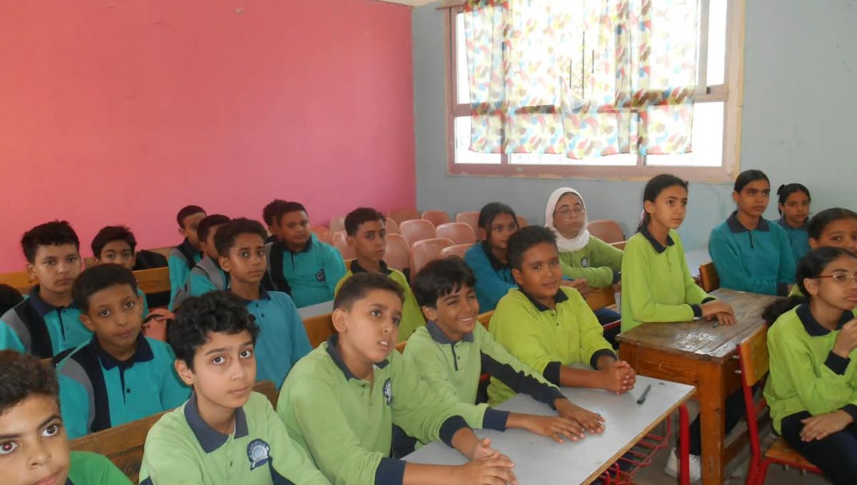 IMG 20261004 WA0142 جامعة قناة السويس تطلق 3 ندوات لبناء جيل واعٍ جامعة قناة السويس تطلق 3 ندوات لبناء جيل واعٍ قادر على مواجهة التحديات وقيادة المستقبل موقع في الجامعة