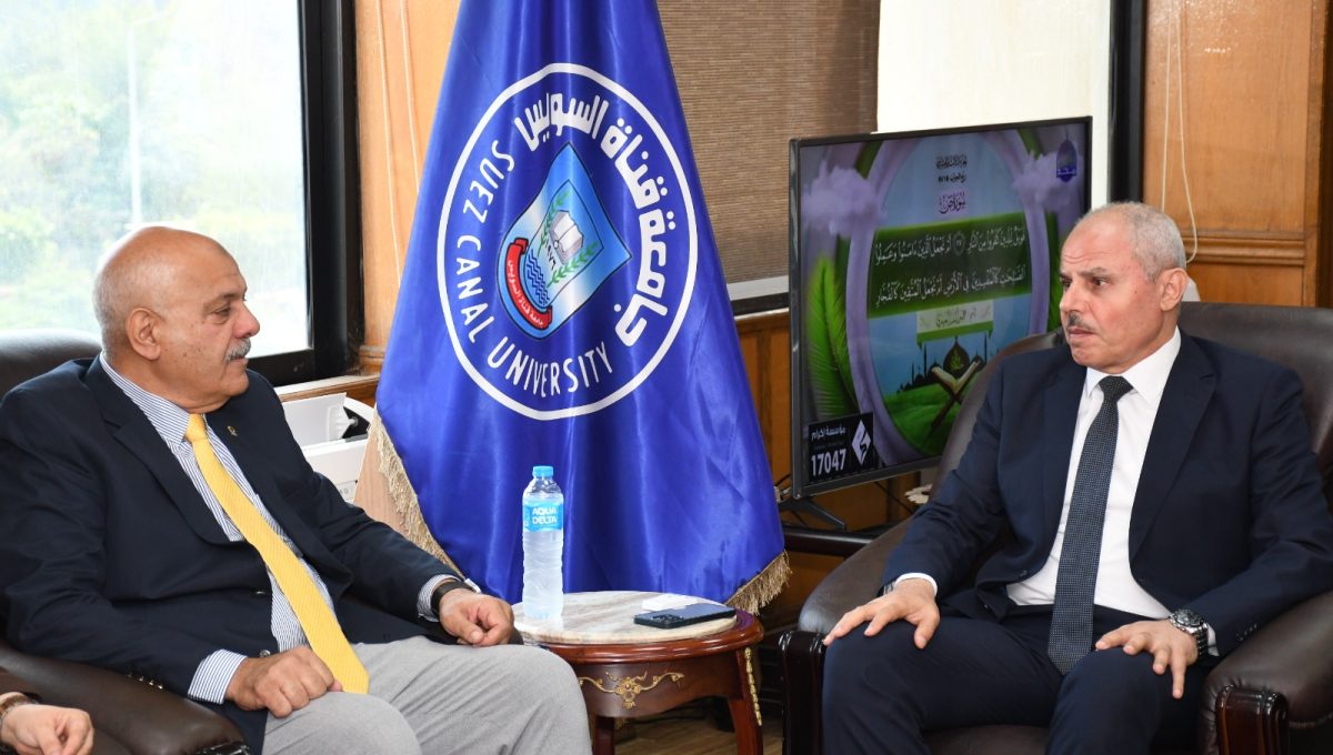 IMG 20261004 WA0152 جامعة قناة السويس جامعة قناة السويس تستعد لإطلاق أول برنامج جامعي للرماية في مصر وإنشاء ميدان متكامل بكلية علوم الرياضة موقع في الجامعة