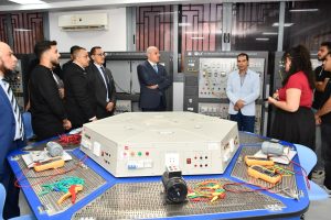 IMG 20261005 WA0089 جامعة قناة السويس تفتح معامل المصرية الصينية 9.7 مليون دولار معدات.. جامعة قناة السويس تفتح معامل المصرية الصينية أمام الطلاب والخريجين للتدريب موقع في الجامعة