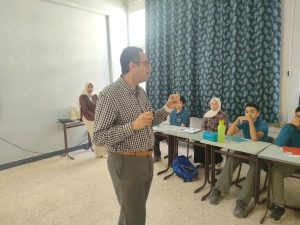 IMG 20261006 WA0048 جامعة قناة السويس لطلاب المدارس.. جامعة قناة السويس تقدم 4 ندوات عن التواصل الفعال ومخاطر السوشيال ميديا موقع في الجامعة
