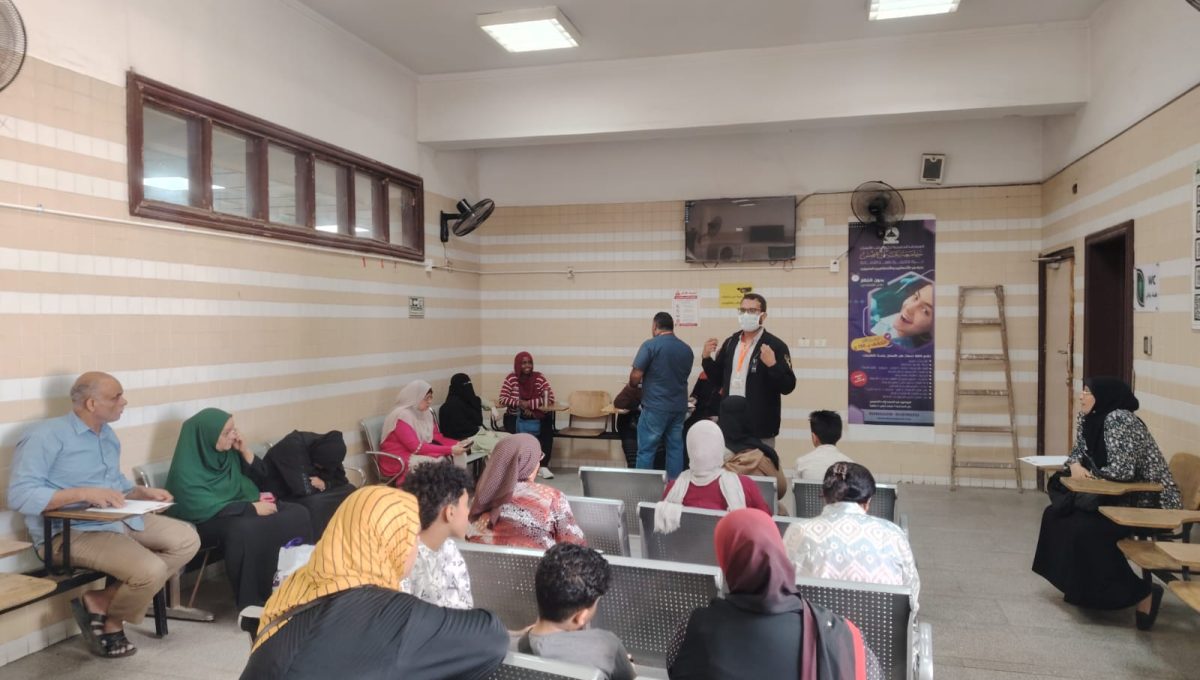 طب أسنان عين شمس تطلق مبادرة لتوعية المرضى داخل العيادات