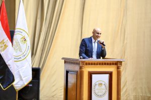 IMG 20261012 WA0056 وزير التعليم يكرم 216 مدير مدرسة وزير التعليم يكرم 216 مدير مدرسة ويكشف تفاصيل حصول المعلمين على 90% من قيمة مجموعات التقوية موقع في الجامعة