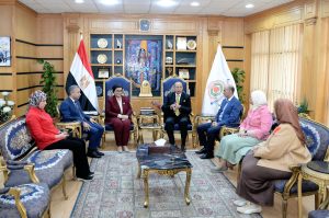 رئيس جامعة المنصورة: البحث العلمي شريك أساسي في تطوير خدمات صحة الأم والطفل