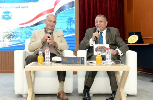 IMG 20261015 WA0149 جامعة السلام تستعيد بطولات أكتوبر وتكرّم أسر الشهداء شهادات من قلب المعارك.. بطل عملية إيلات يستعيد بطولات البحرية المصرية بجامعة المنصورة موقع في الجامعة