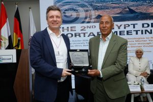 IMG 20261017 WA0099 سيرا للتعليم تناقش إعادة إعمار غزة بمشاركة خبراء دوليين.. «سيرا للتعليم» تناقش إعادة إعمار غزة وتدوير مخلفات البناء في ملتقى 2026 موقع في الجامعة