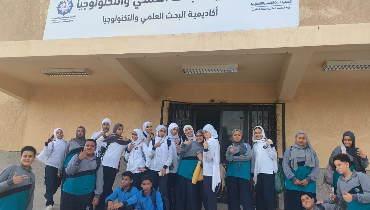 جامعة قناة السويس تنظم 3 زيارات تعليمية لطلاب المدارس