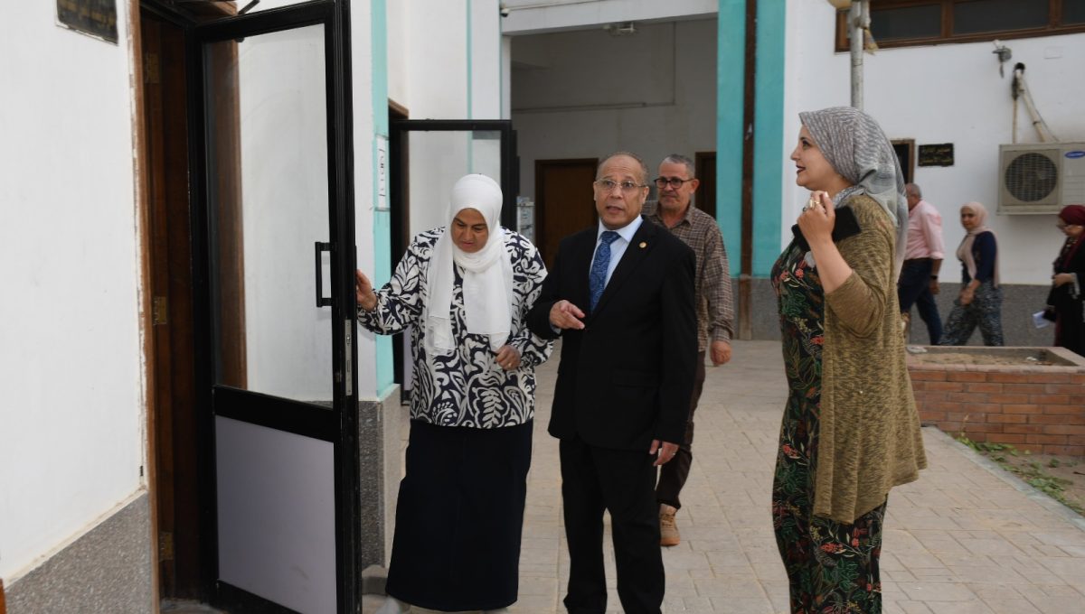 IMG 20261018 WA0035 جامعة قناة السويس تتابع الأنشطة الطلابية جامعة قناة السويس تتابع الأنشطة الطلابية والتكافل الاجتماعي والرعاية الطبية موقع في الجامعة