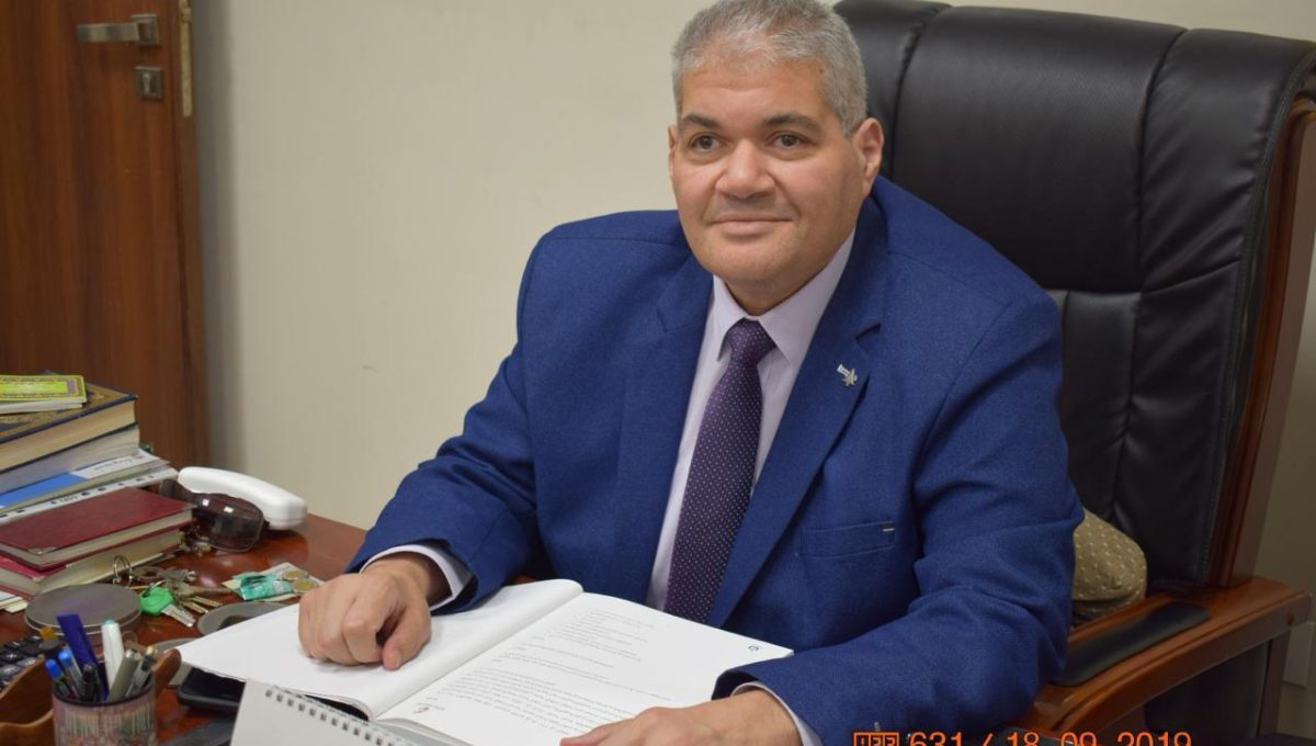 IMG 20261025 WA0103 معهد الفيزياء البريطاني يختار صلاح عبية عضوًا معهد الفيزياء البريطاني يختار صلاح عبية عضوًا بمجلس المستشارين الدوليين لمدة 3 سنوات موقع في الجامعة