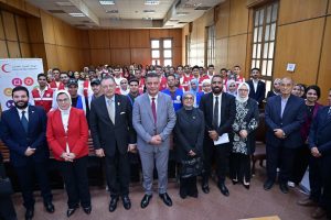 جامعة القاهرة تطلق «الأسبوع الأحمر» وتربط المشاركة المجتمعية للطلاب بمتطلبات التخرج من 2026/2027 3 IMG 20261028 WA0037 جامعة القاهرة تطلق «الأسبوع الأحمر» جامعة القاهرة تطلق «الأسبوع الأحمر» وتربط المشاركة المجتمعية للطلاب بمتطلبات التخرج من 2026/2027 موقع في الجامعة