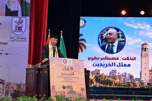 الإعلامي مصطفى بكري يحصل على الماجستير من جامعة القاهرة