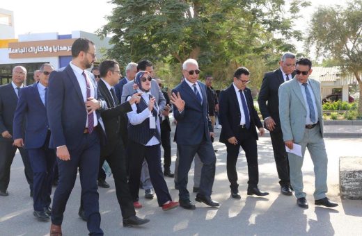 IMG 4823 جامعة المنصورة بالصور.. جولة لمجلس جامعة المنيا داخل المدينة الرياضية وملاعب التربية موقع في الجامعة